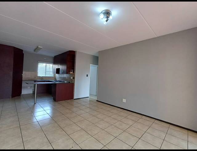 2 BEDROOM APARTMENT FOR SALE IN SONNEVELD